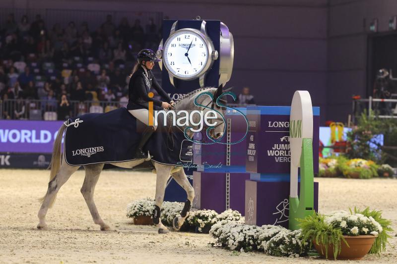 Hinners Sophie (GER) riding Iron Dames my Prins_Verona_20241110_SS7_6070.jpg